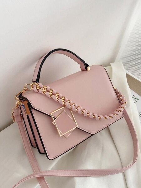 Sac à main rose élégant