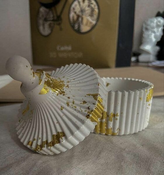 Jewellery box