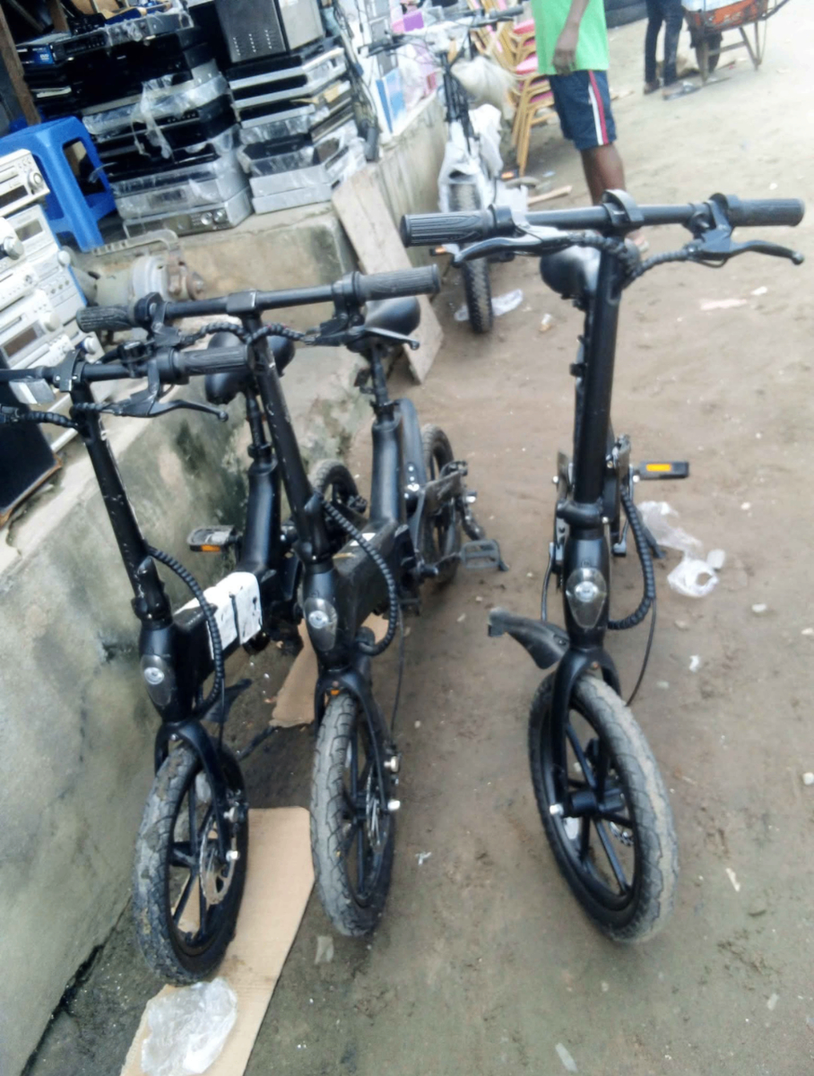 Vélo électrique pliable urbain