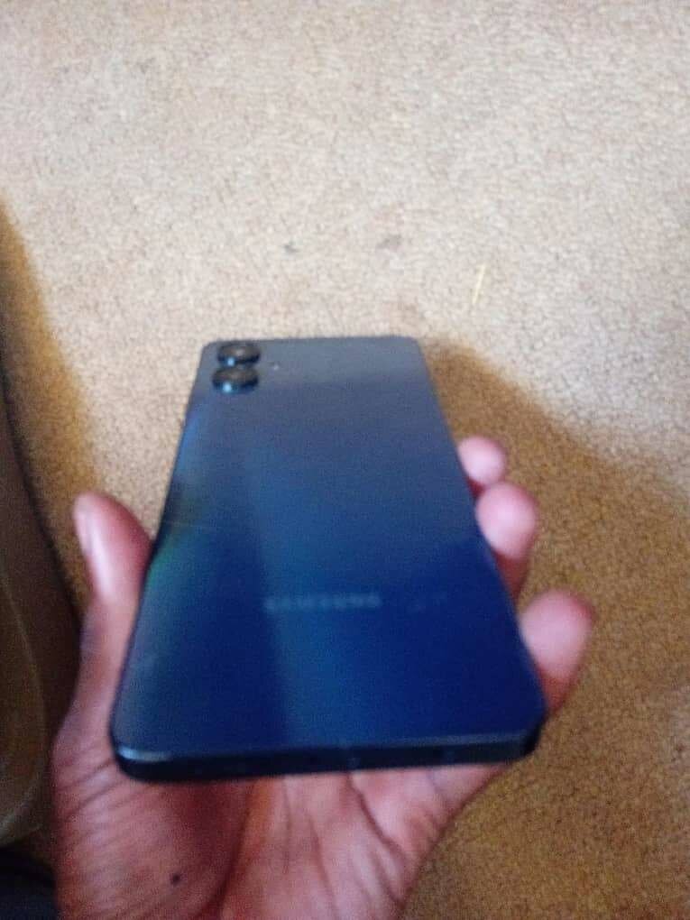 Samsung A06