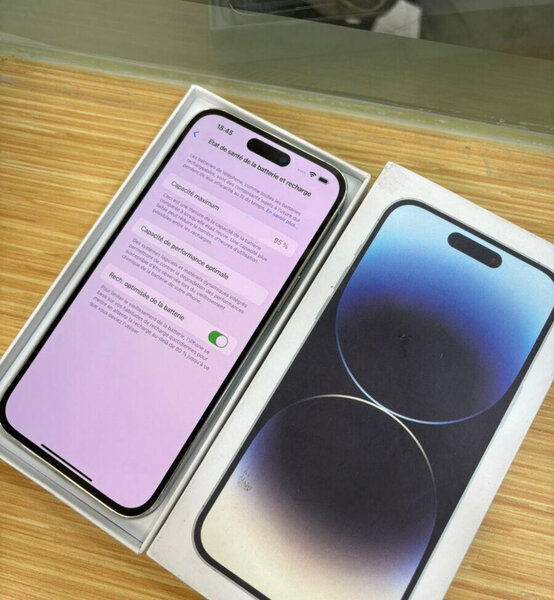 Smartphone neuf 256 Go argent