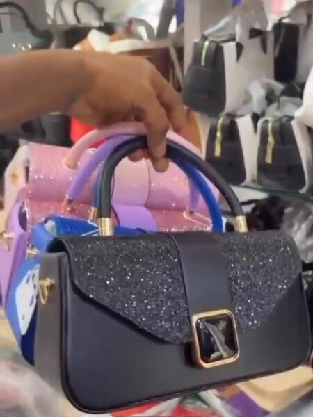 Sac à main pailleté élégant