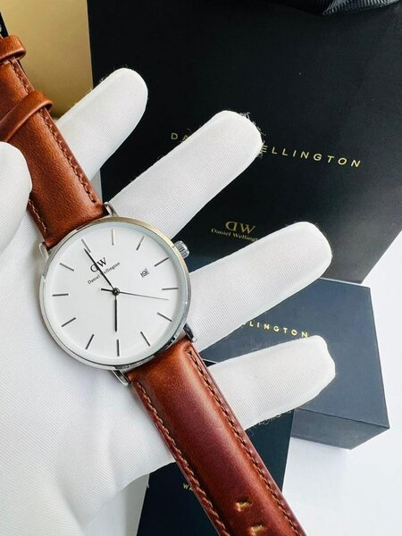 Montre Dw en cuir