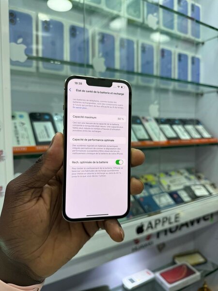 iPhone 13 Pro 128go en bon éta