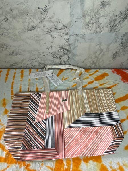 Sac à main coloré élégant