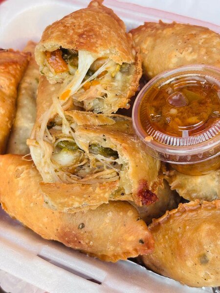 10 Pastels au poulet fromage