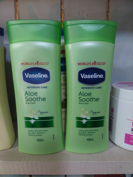 Vaseline Intensive Care