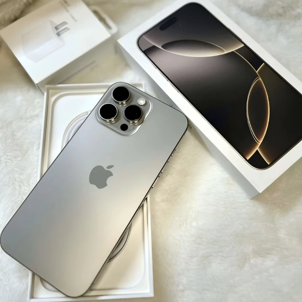 iPhone 15 Pro Max 256 Go Argent