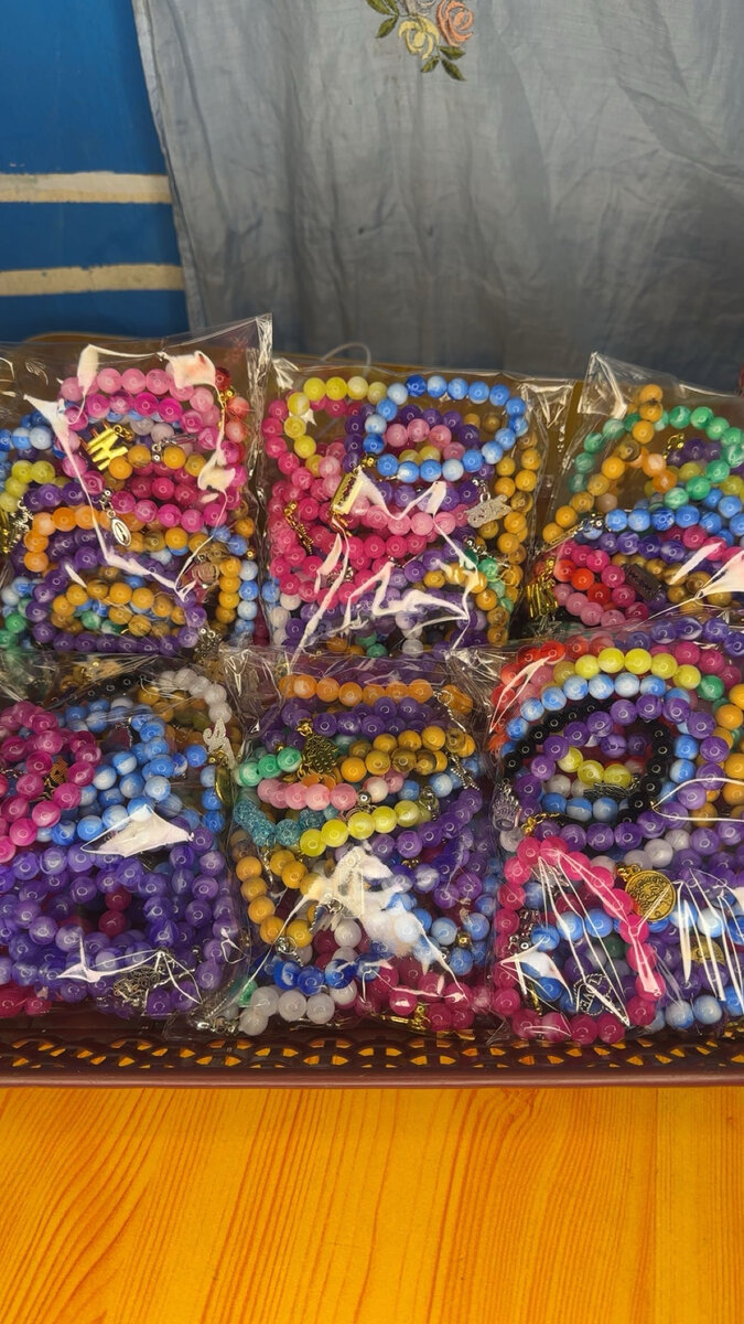 Bracelets en perles colorées