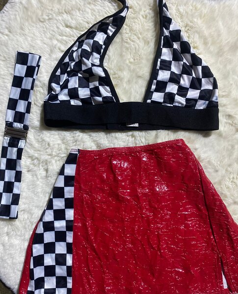 Ensemble sexy de course