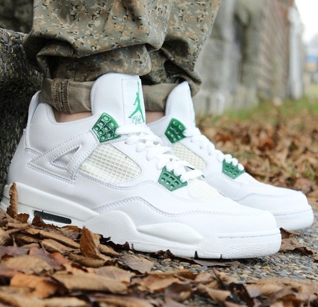 Nike Jordan 4 Retro SB