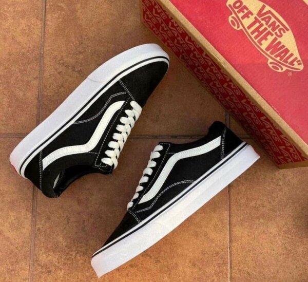 Old skuul vans