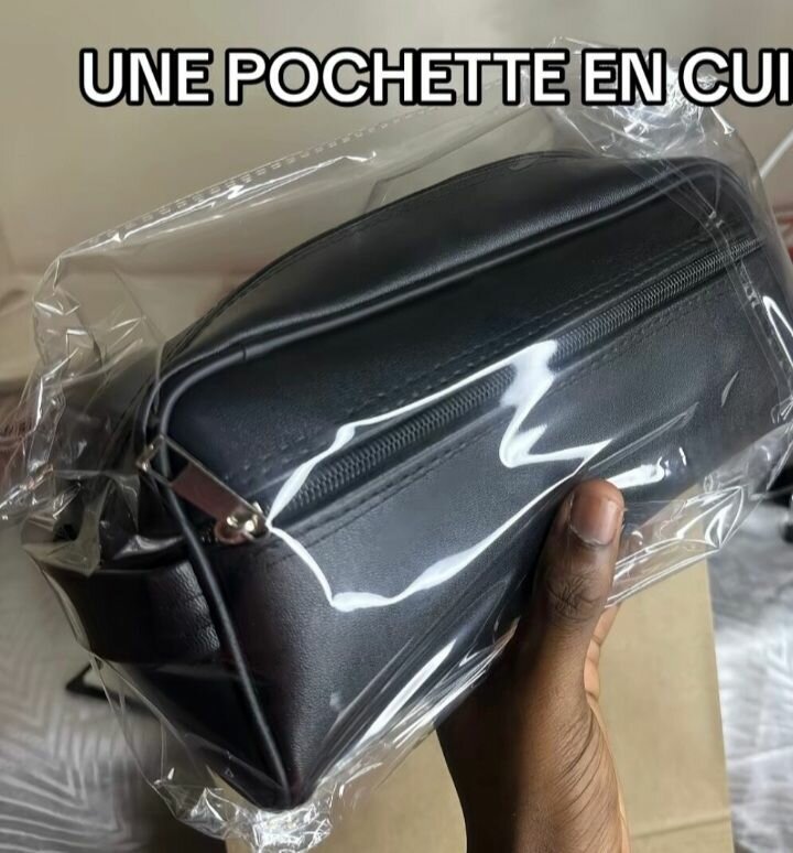 Trousse de toilette cuir noir