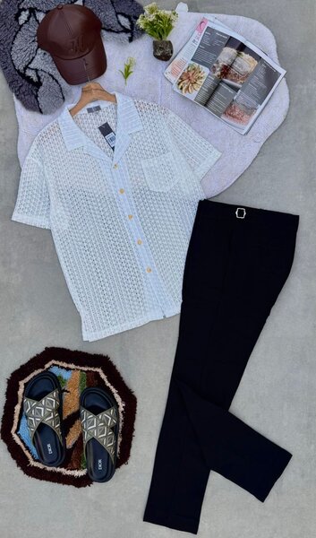 Chemise blanche en dentelle élégante