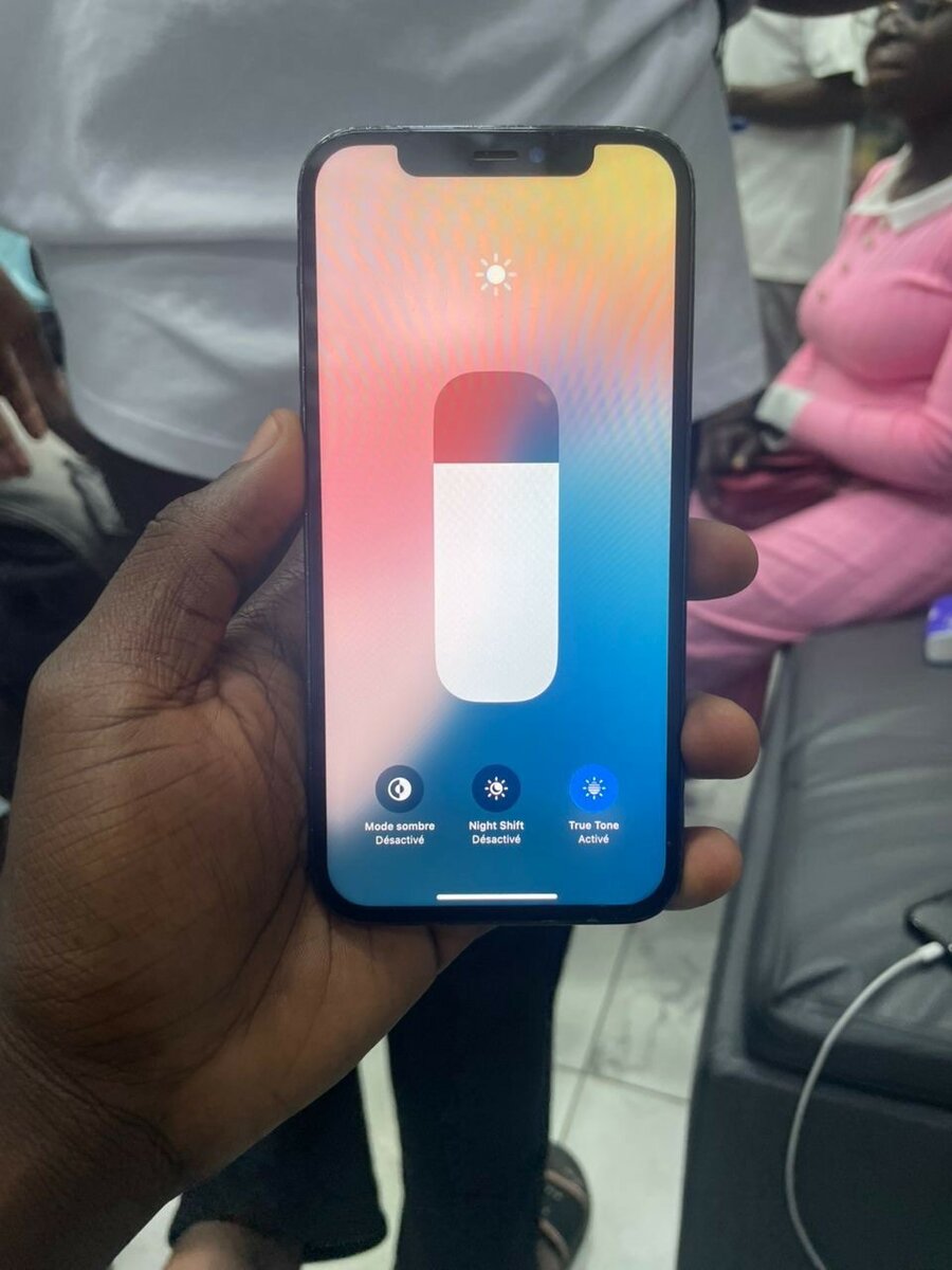 iPhone 12 Pro 128go en bon éta