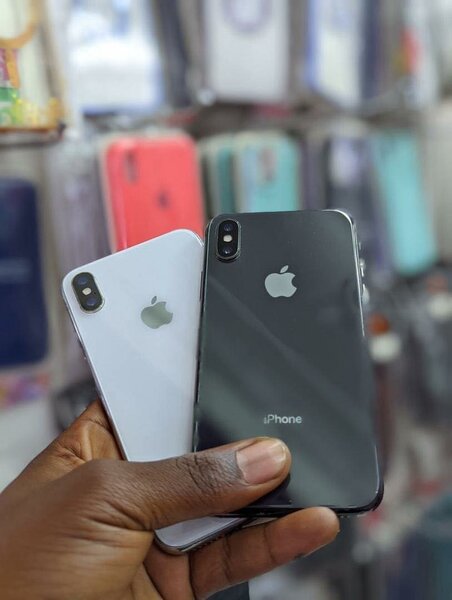 PreOwned iPhone X 256GB