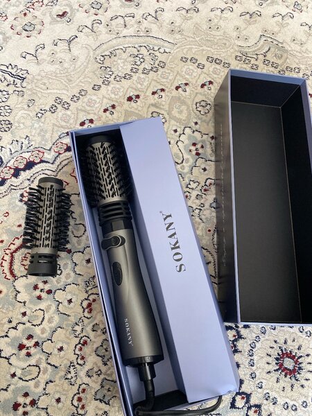 Фен с расческой 1899 сом новый.