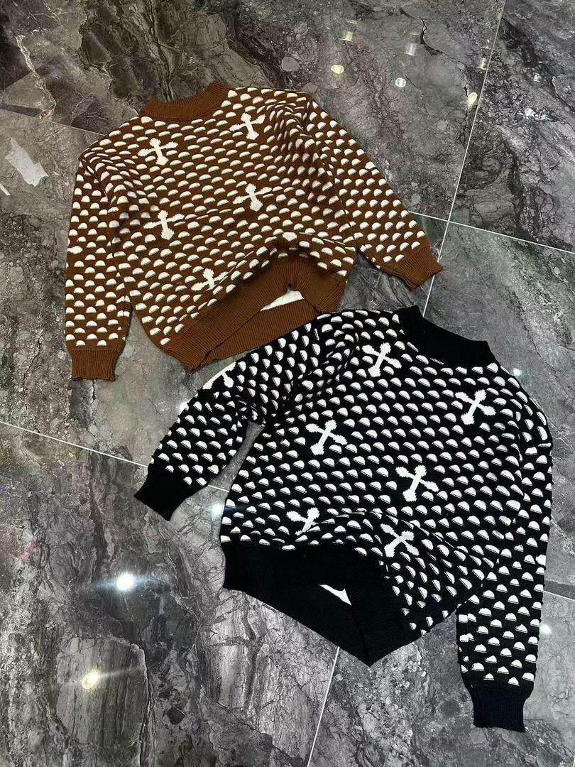 Pulls à motif rétro