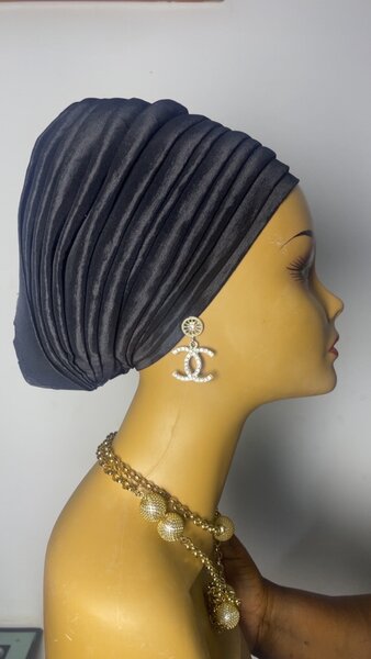 Chapeau Turban Noir Élégant