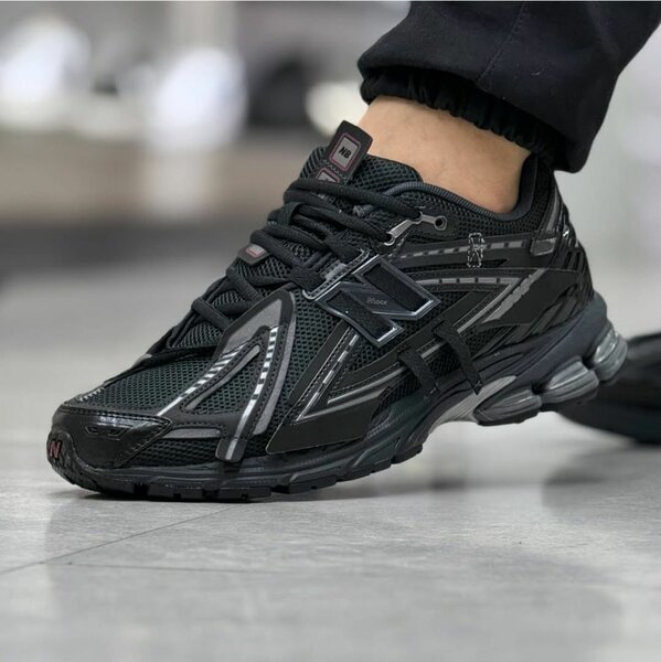 New balance 1906r