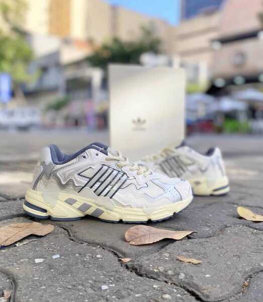 Baskets de sport Adidas