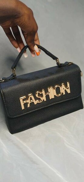 Sac à main élégant en cuir