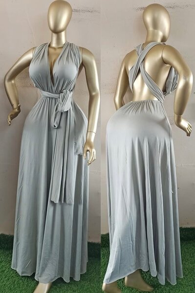 Robe longue élégante décolletée