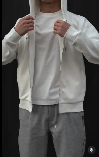 Кофта с капюшоном