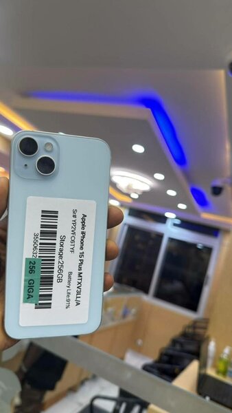 iPhone 15 plus 256giga