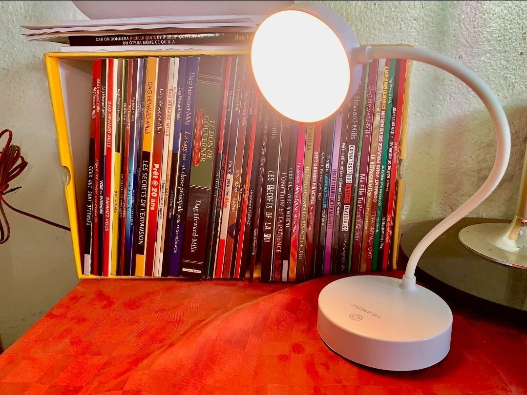 Lampe LED de bureau rechargeab