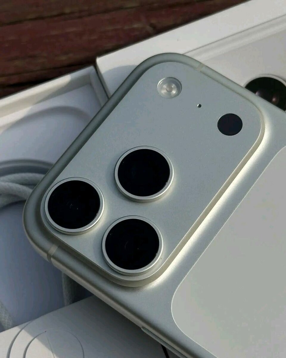 iPhone 17 Pro Neuf Argent