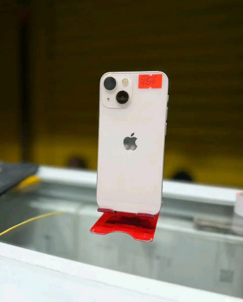 Smartphone moderne avec support