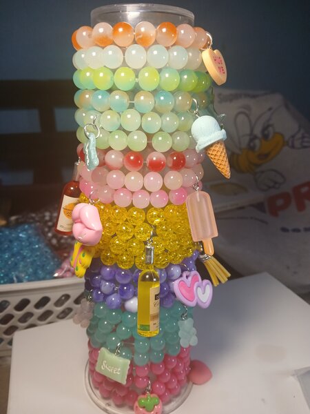 Bracelets en perles colorées