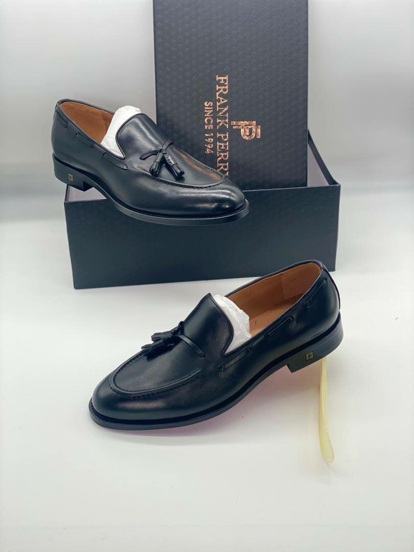 Frank Perry Solid Leather Formal Shoes