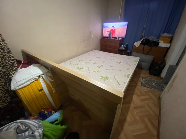 Двух местный кровать Б/У использован пол года