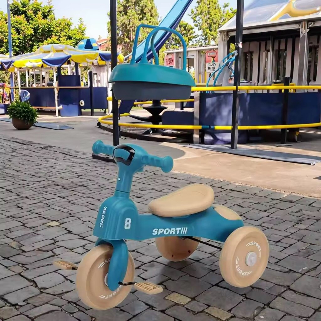 Un tricycle pour enfants