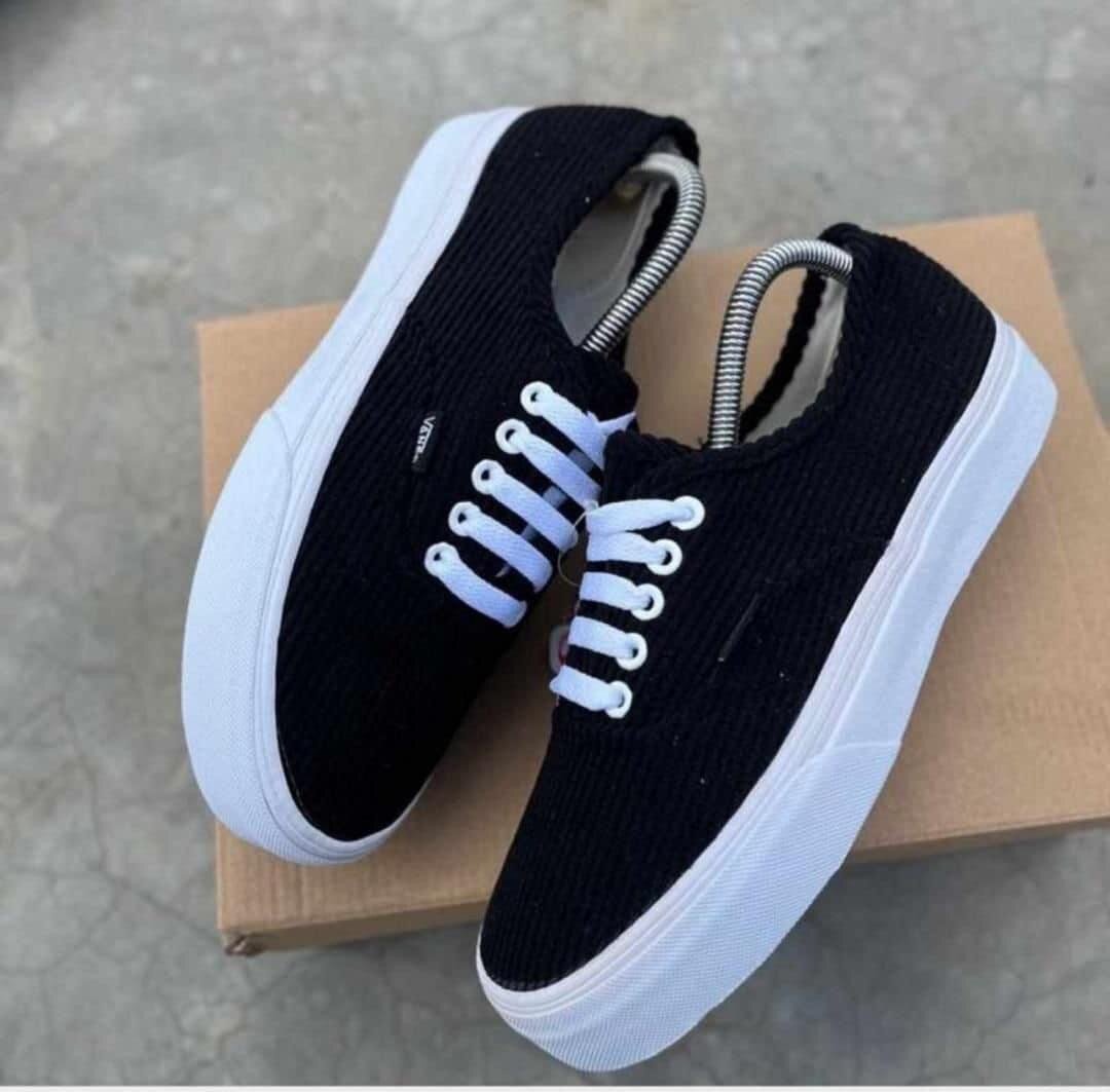 Vans velou
