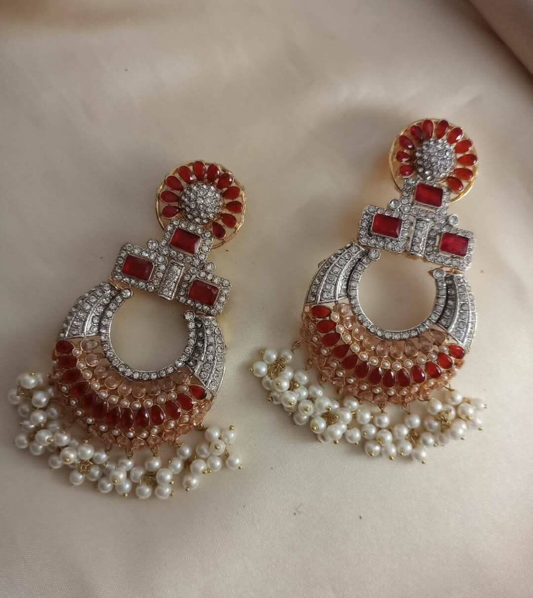 Ladies earrings