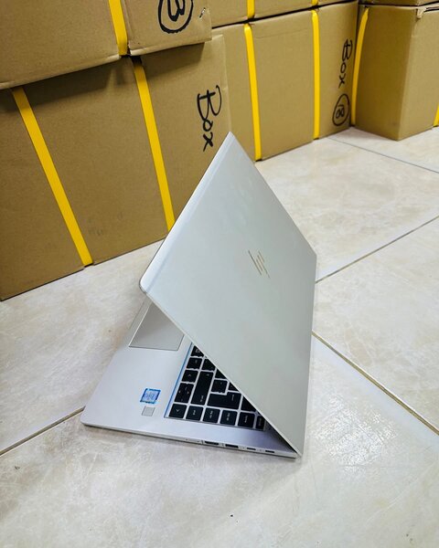 _HP EliteBook 1040 G4_