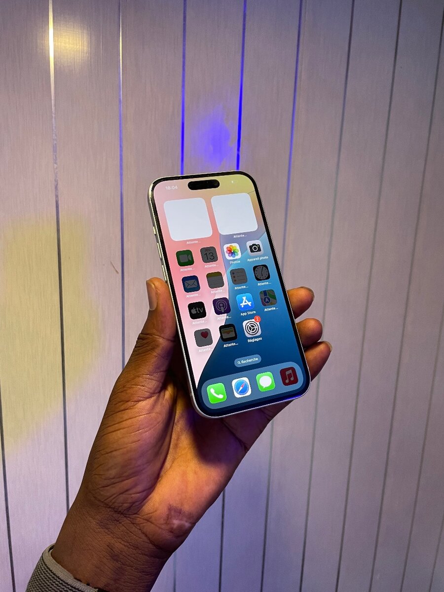 iPhone 15 simple 128gb