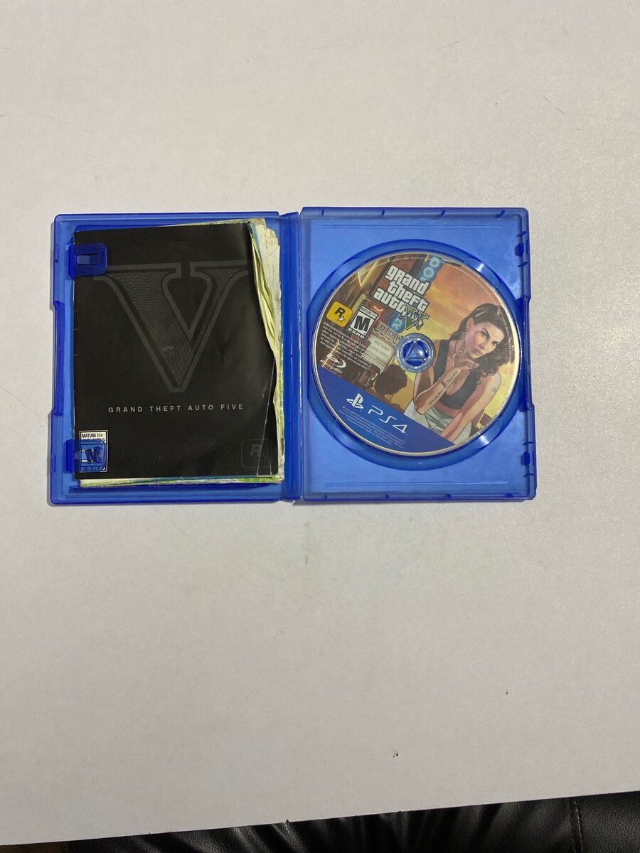 GTA 5 -PS4 version -