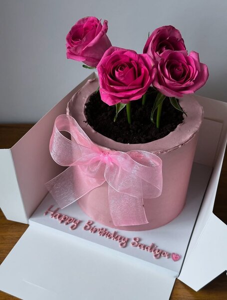 Pink Rose Bouquet Cake