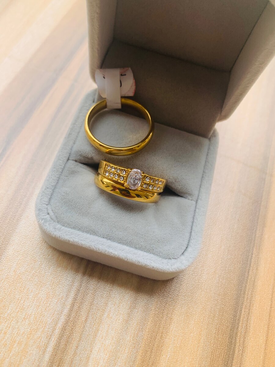 Quality non-fading three set wedding ring