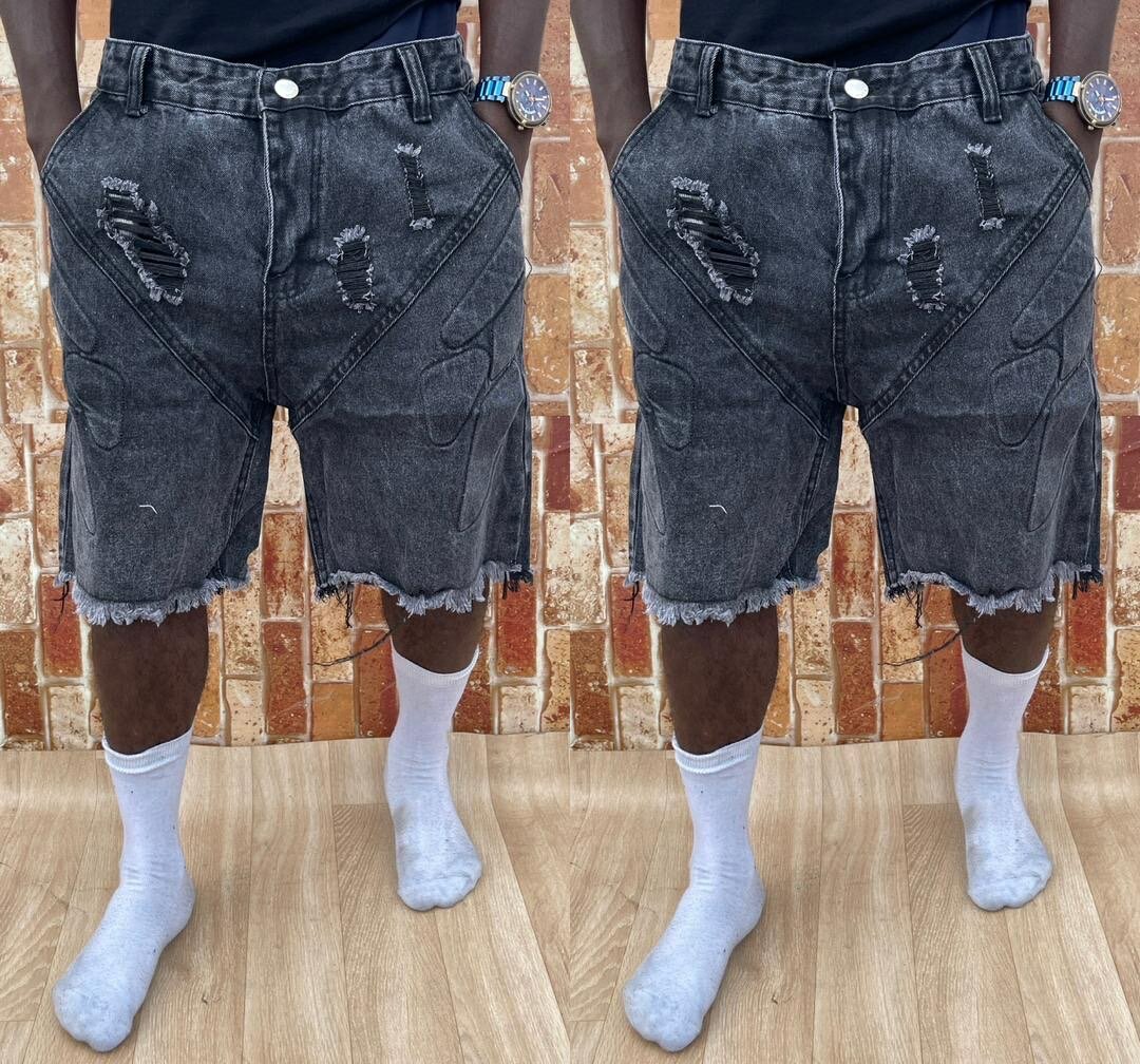 Shorts en Jean Déchiré Homme