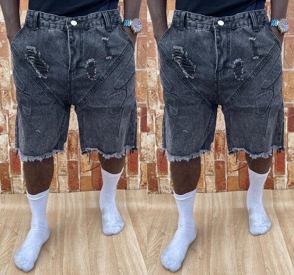 Shorts en Jean Déchiré Homme