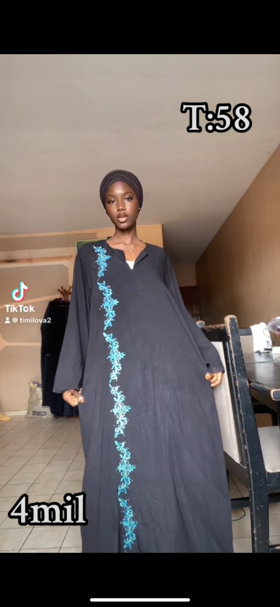 Robe Abaya Élégante Noire
