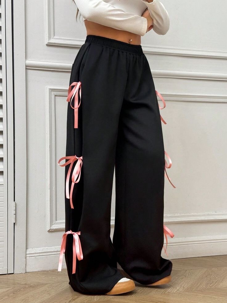 Pantalons larges à nœuds élégants