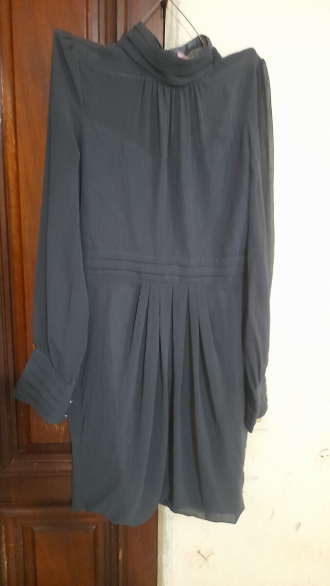 Robe élégante à manches longues