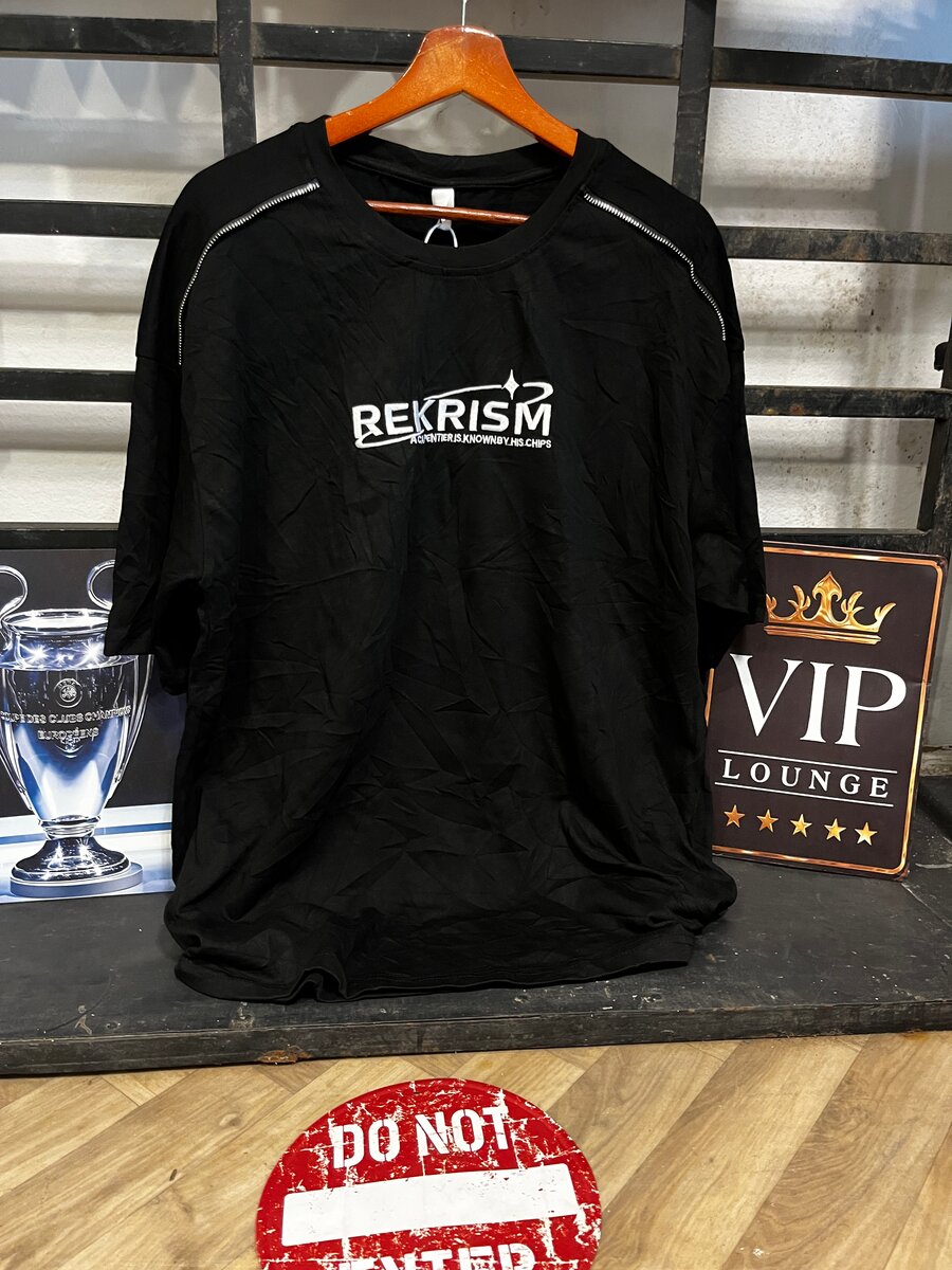 Polo élégant noir uni