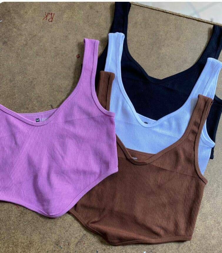 Ribbed bikershorts and Ribbed crop top